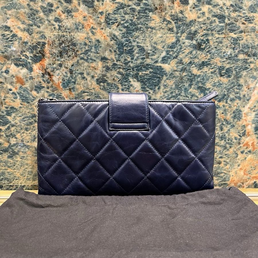 CHANEL 香奈兒深藍色油蠟牛皮復古銀鏈斜挎包-2