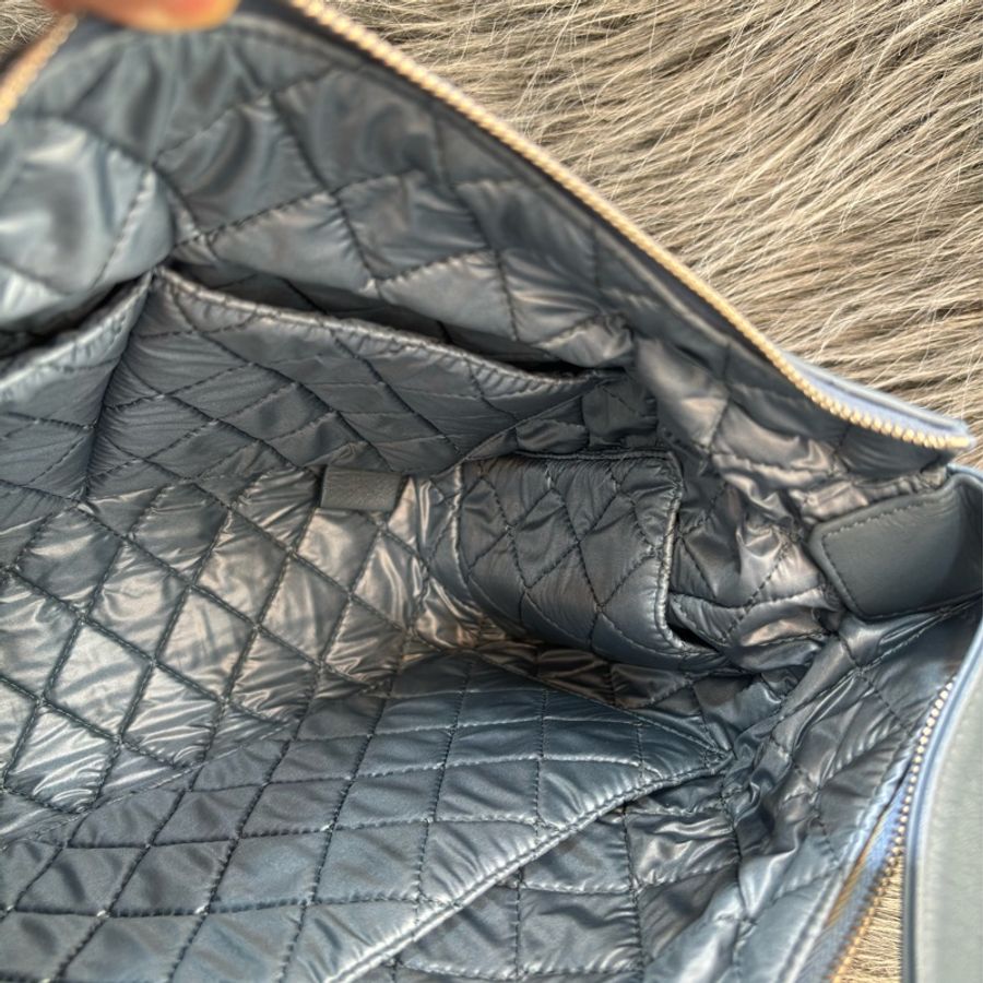 CHANEL 霧霾藍 冰河藍 菱格紋 COCOC 手提包 肩背包 側背包 便當包 牛角包 彎月包-22