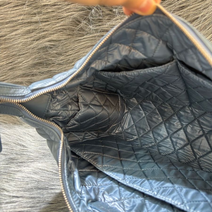 CHANEL 霧霾藍 冰河藍 菱格紋 COCOC 手提包 肩背包 側背包 便當包 牛角包 彎月包-23