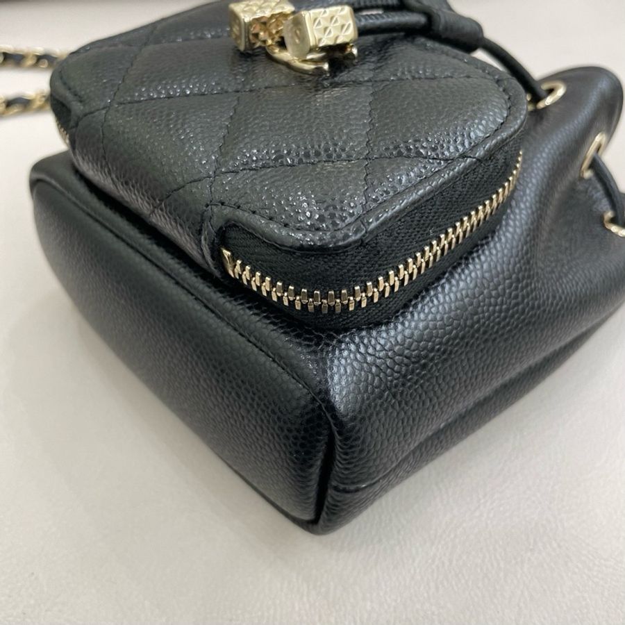 Chanel Affinity 22B 黑金水桶包🖤近新閒置芯片款🖤-15