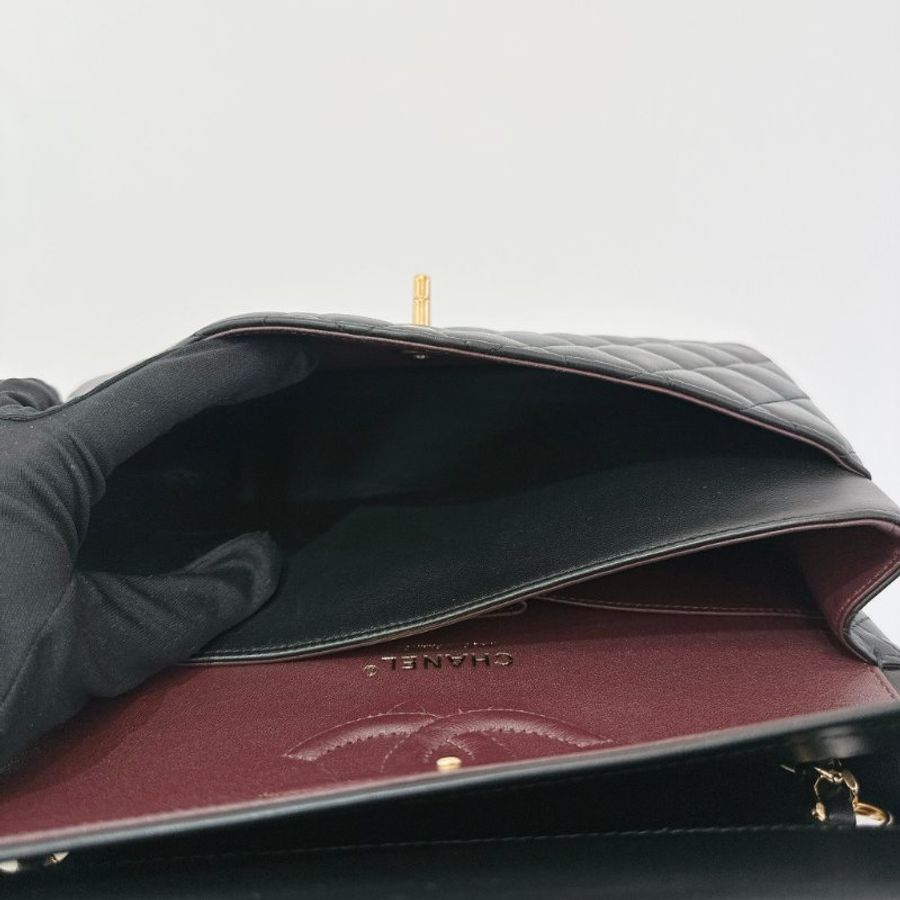 CHANEL黑羊皮菱格金鍊COCO 25cm-14