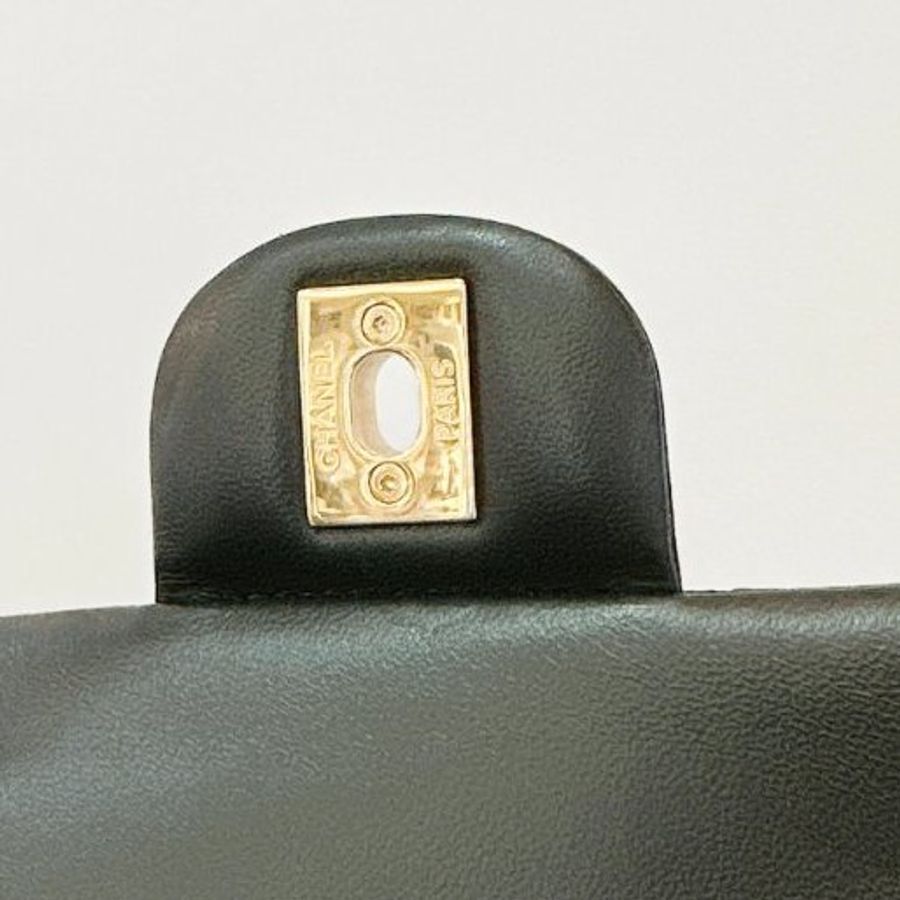CHANEL黑羊皮菱格金鍊COCO 25cm-18