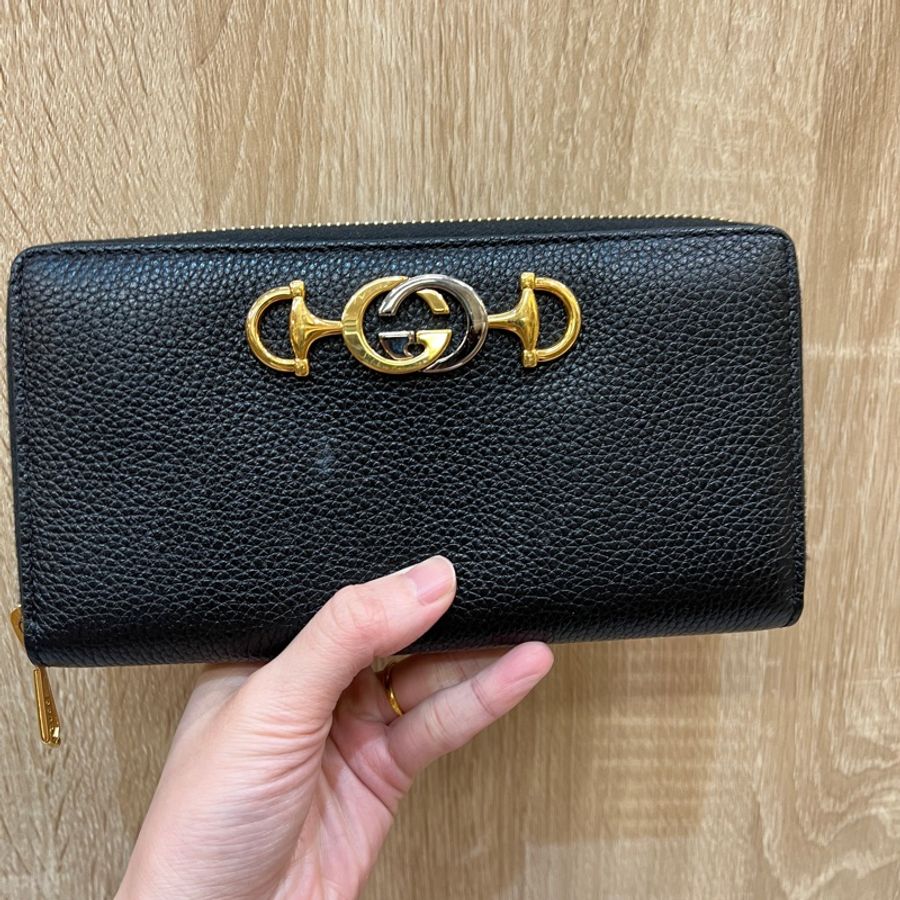Gucci 黑牛皮金銀釦長夾-0