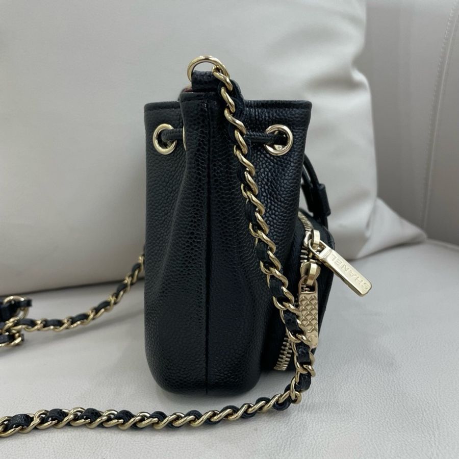 Chanel 22B黑金水桶包🖤近新閒置芯片款🖤-11