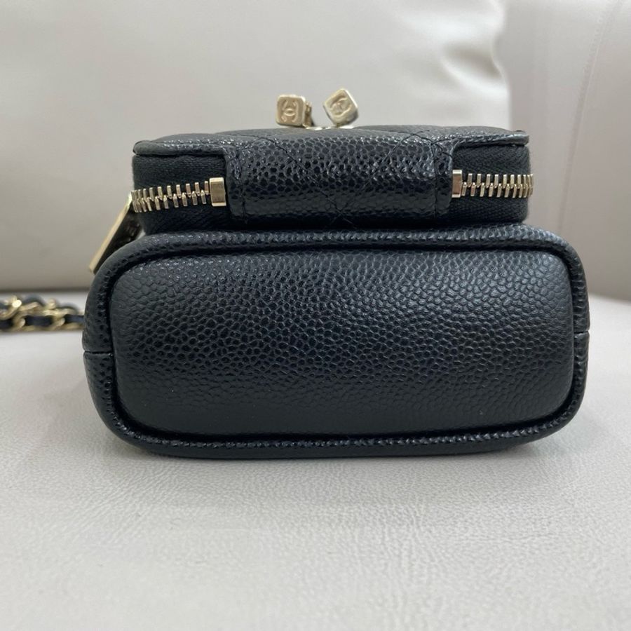 Chanel 22B黑金水桶包🖤近新閒置芯片款🖤-13