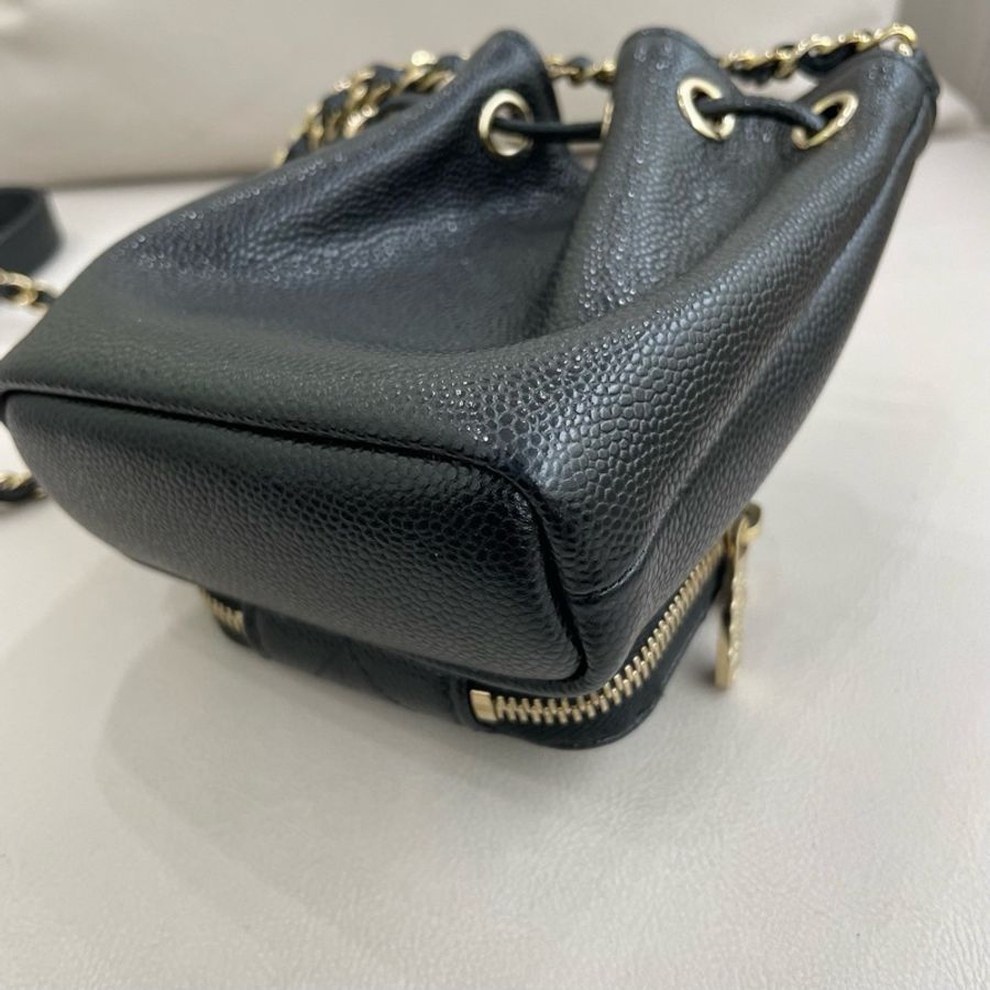 Chanel 22B黑金水桶包🖤近新閒置芯片款🖤-16
