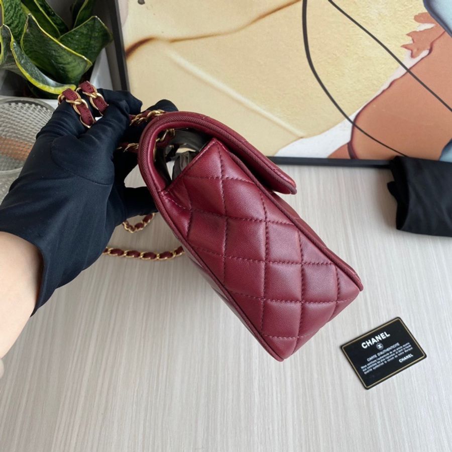 CHANEL cf季節款口蓋包酒紅色金扣-2
