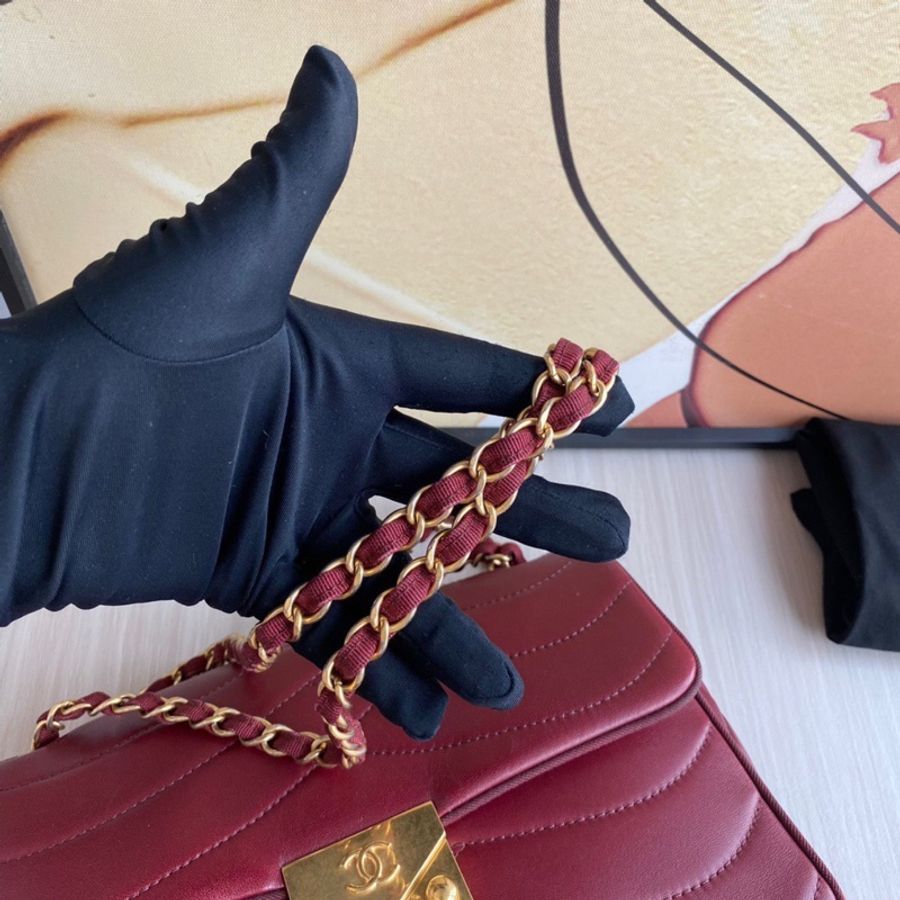 CHANEL cf季節款口蓋包酒紅色金扣-6