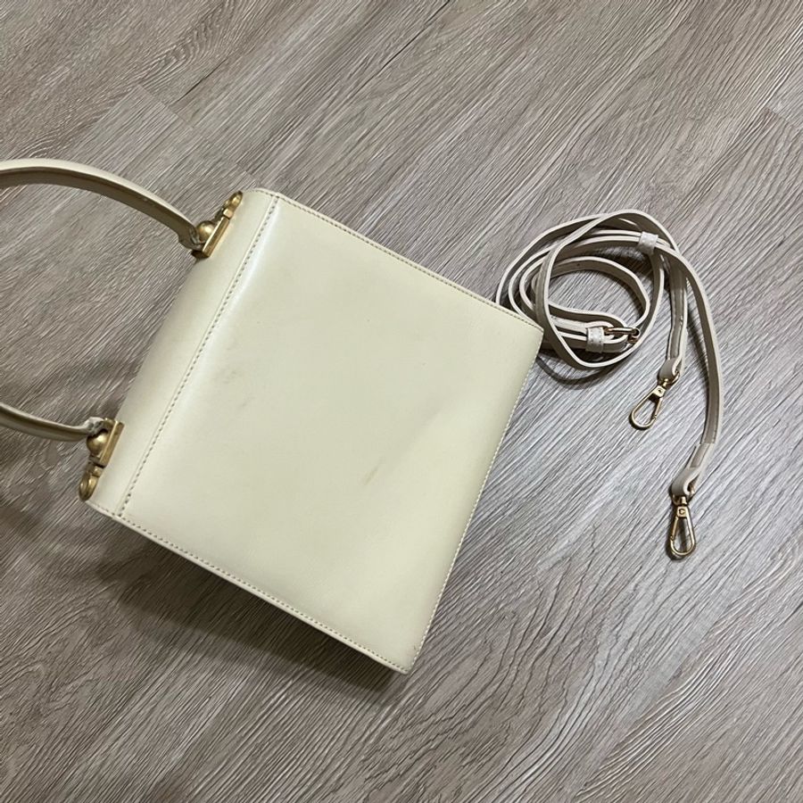 瑞奇二手精品 salvatore ferragamo 博物館包 奶白色 美品-4