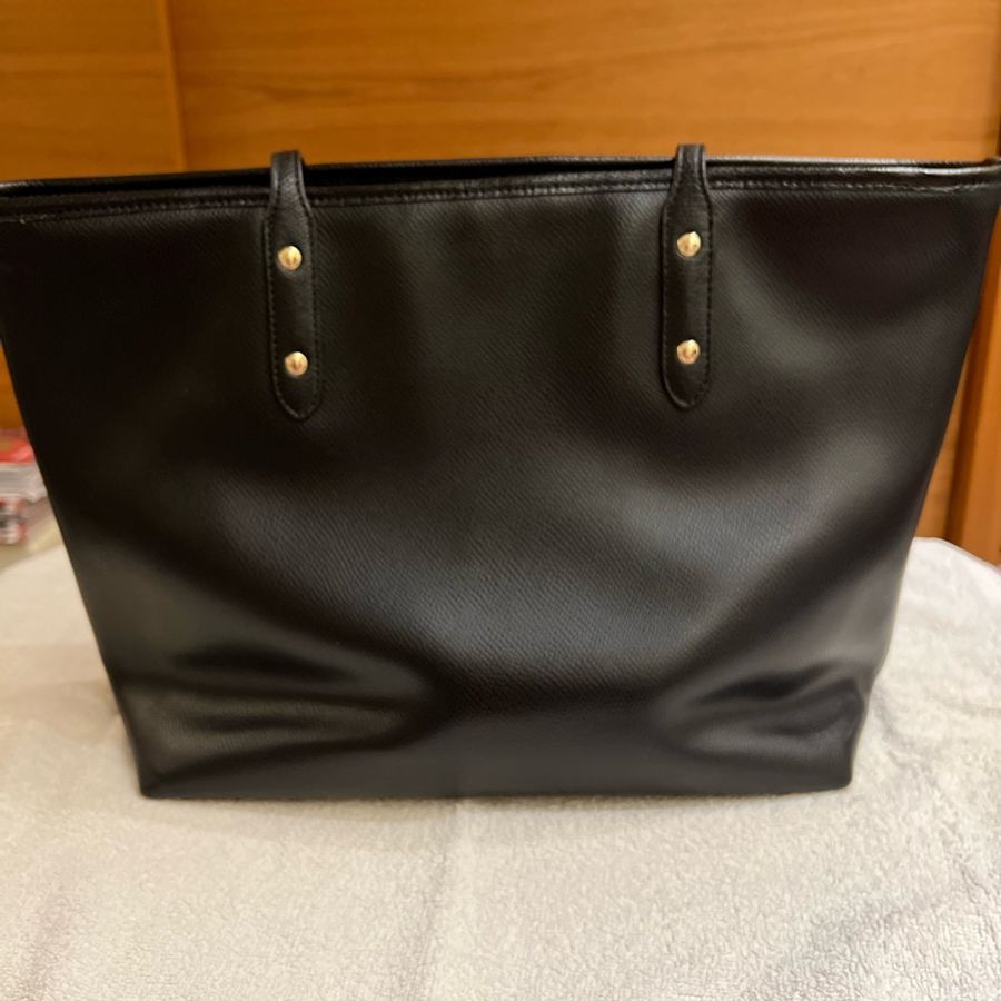 Coach 黑色防刮牛皮大托特包-6