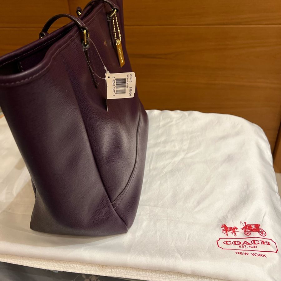 Coach 紫色皮質大托特包-1