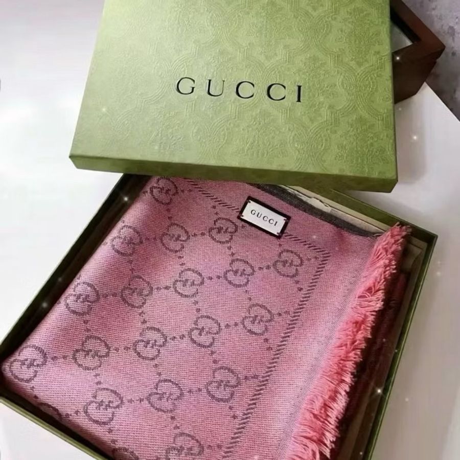 Gucci GG logo羊毛围巾 灰粉雙面圍巾 購於日本銀座Gucci專賣店-1