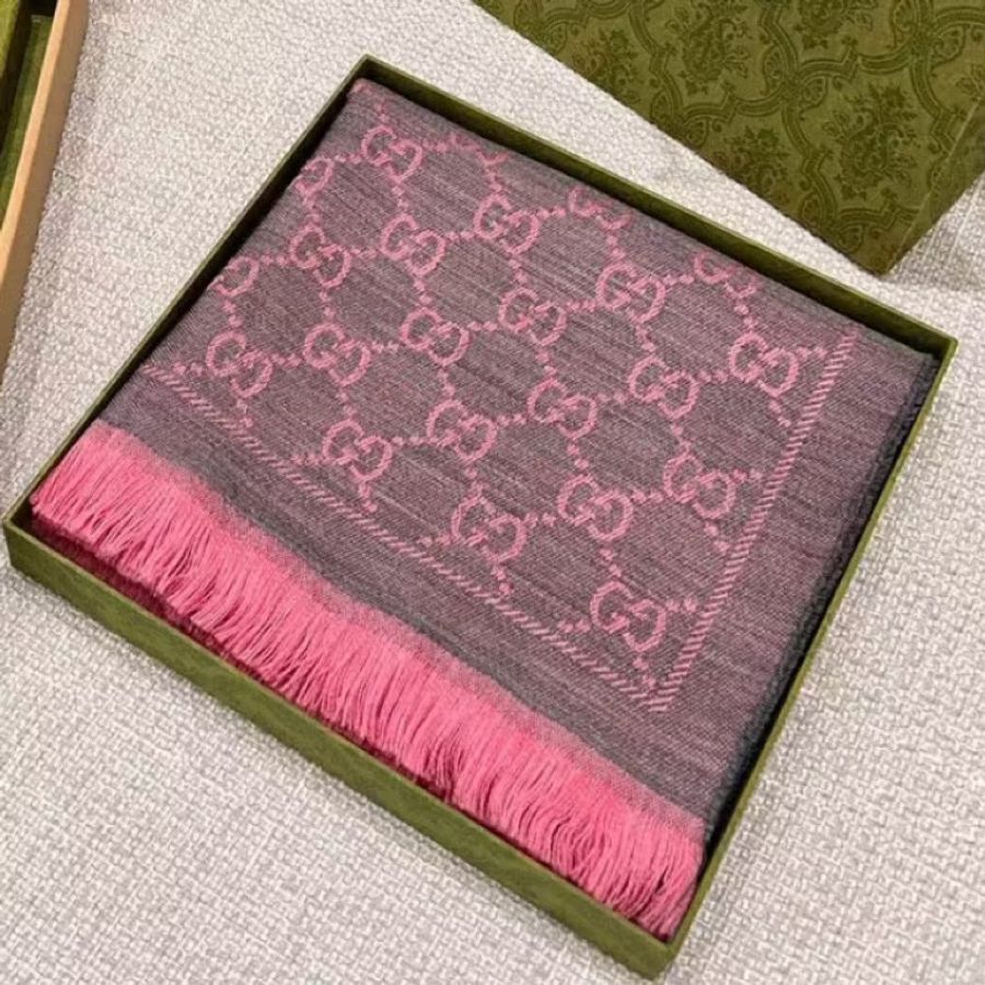 Gucci GG logo羊毛围巾 灰粉雙面圍巾 購於日本銀座Gucci專賣店-2