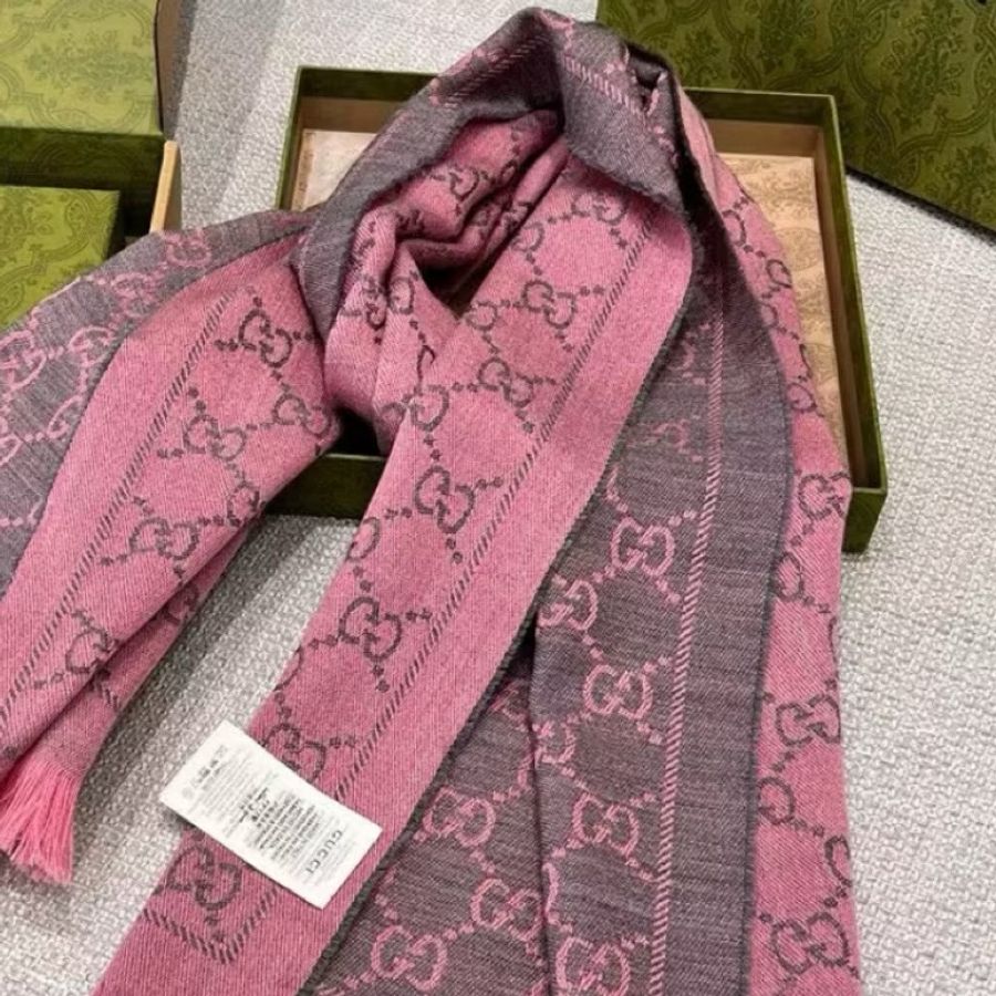 Gucci GG logo羊毛围巾 灰粉雙面圍巾 購於日本銀座Gucci專賣店-3