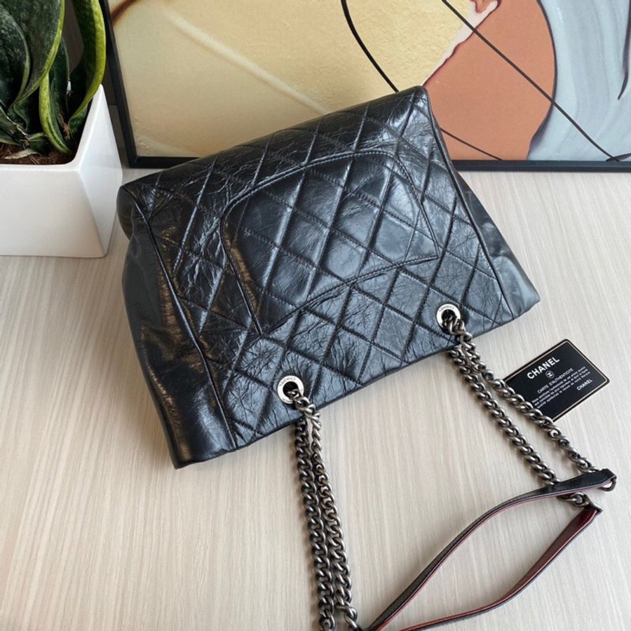 CHANEL 孟買系列tote 黑銀油蠟皮-3