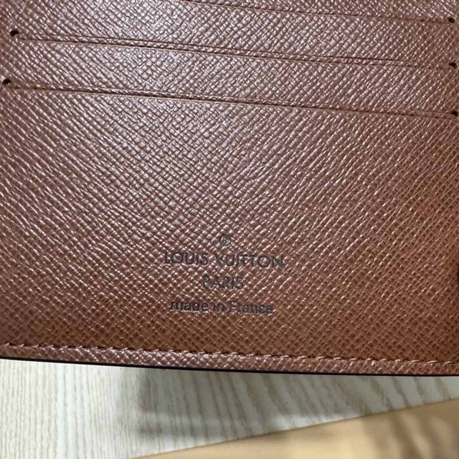 現貨 LV 路易威登 錢包 M60895 經典原花 交叉內裡 兩折短夾-1