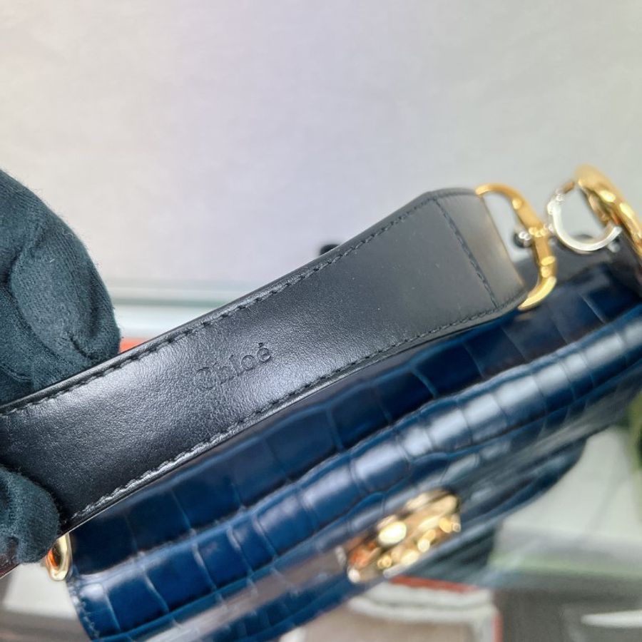 Chloe c bag 深藍色鱷魚紋肩背包-12