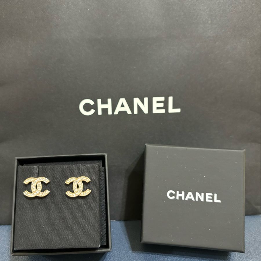 Chanel 香奈兒 全新 經典logo耳環-9