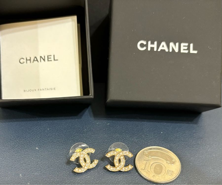 Chanel 香奈兒 全新 經典logo耳環-5