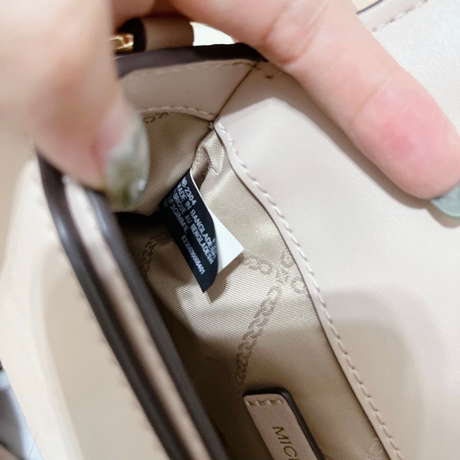 MICHAEL KORS Mila 愛心鎖頭鍊帶小型肩背包 七夕限定系列-32