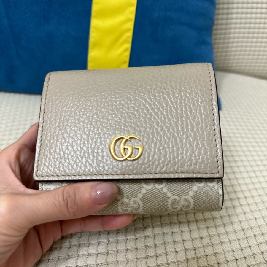 降價出售 Gucci 雙G奶杏色色短夾2023年新款-12