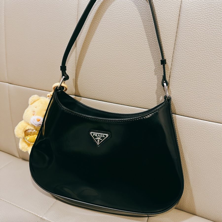 可議價Prada Cleo 拋光皮革肩背包-0