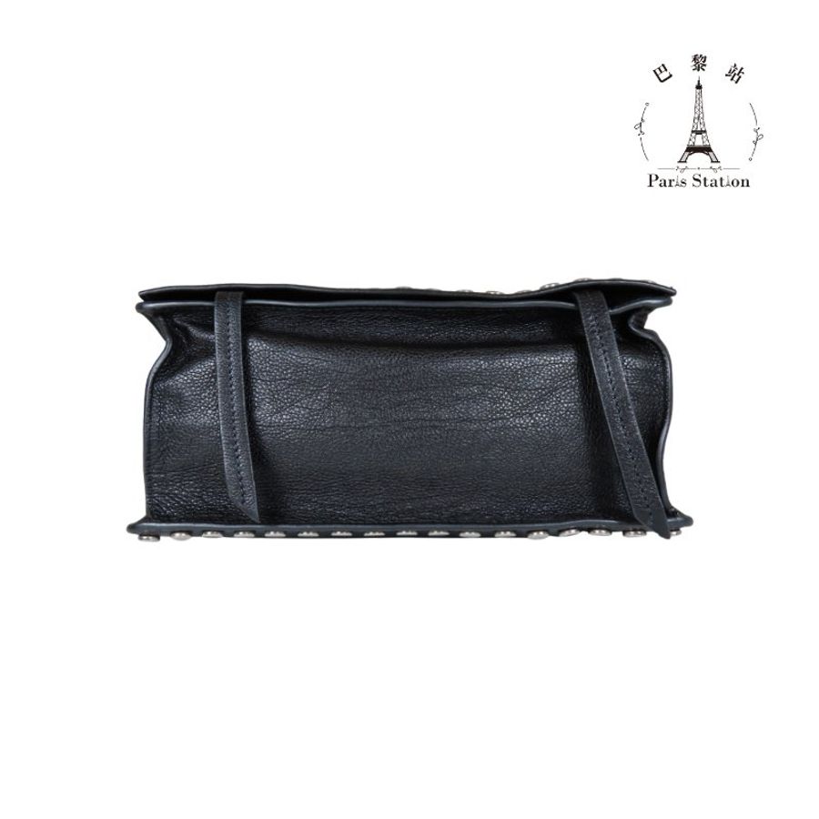 【巴黎站二手名牌專賣店】*現貨*PRADA 真品*黑色牛皮Etiquette Small鉚釘吊牌斜背包-2