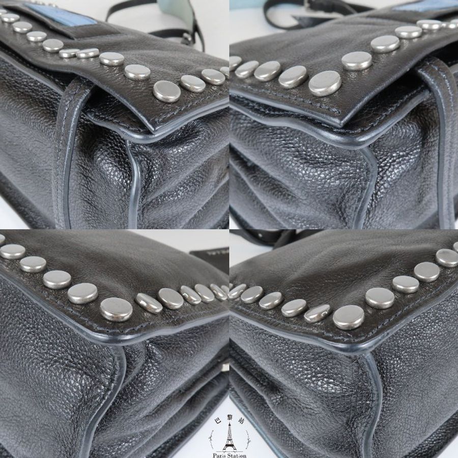 【巴黎站二手名牌專賣店】*現貨*PRADA 真品*黑色牛皮Etiquette Small鉚釘吊牌斜背包-4