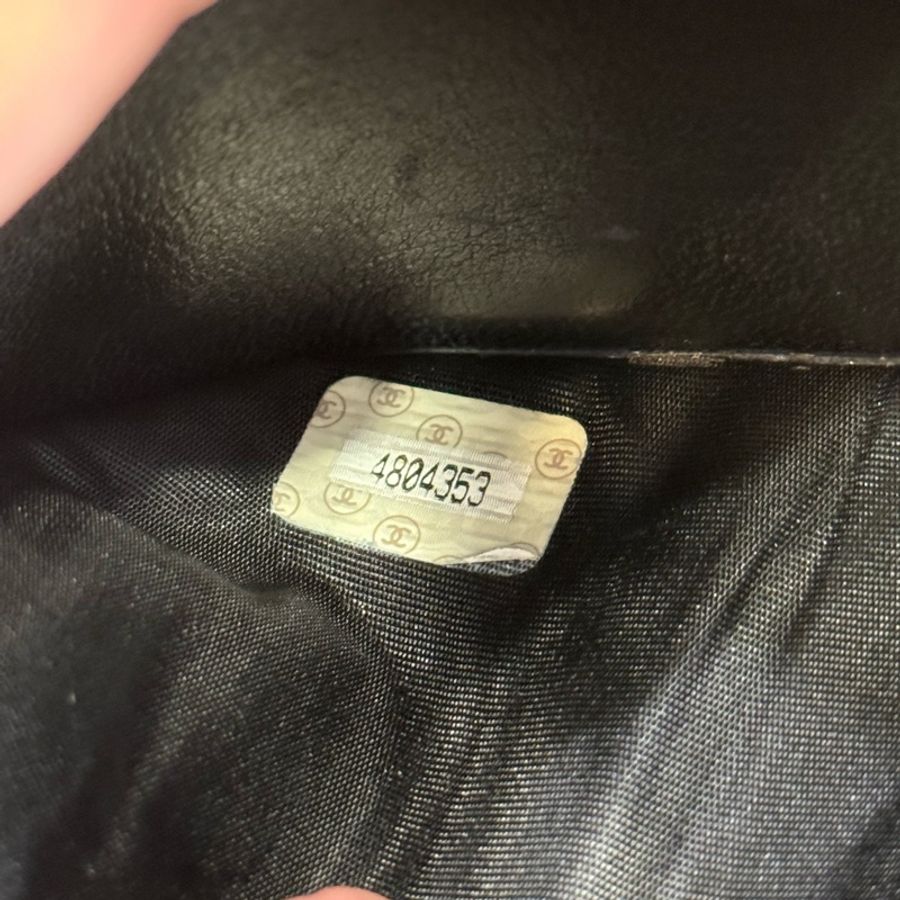 CHANEL vintage 黑荔枝紋對開短夾🩶少見款-14