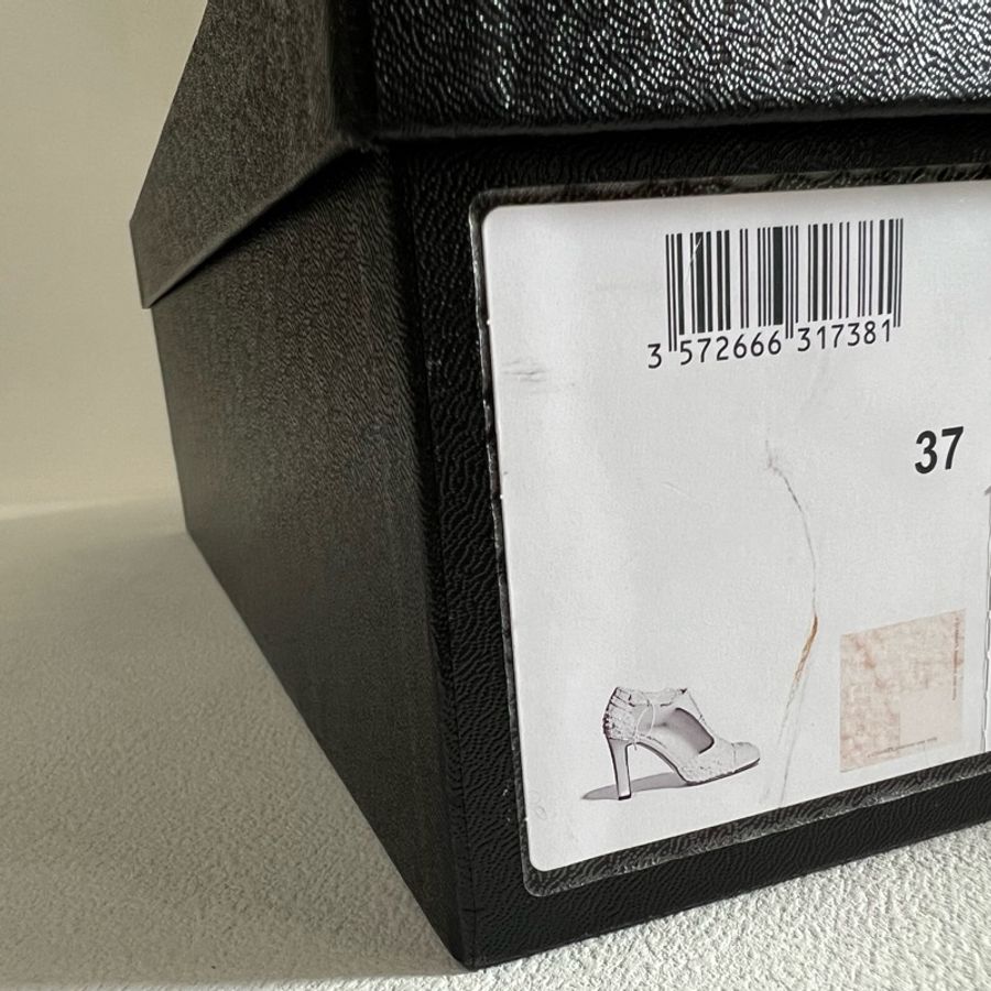 全新 清貨再減 Chanel tweed high heels-11