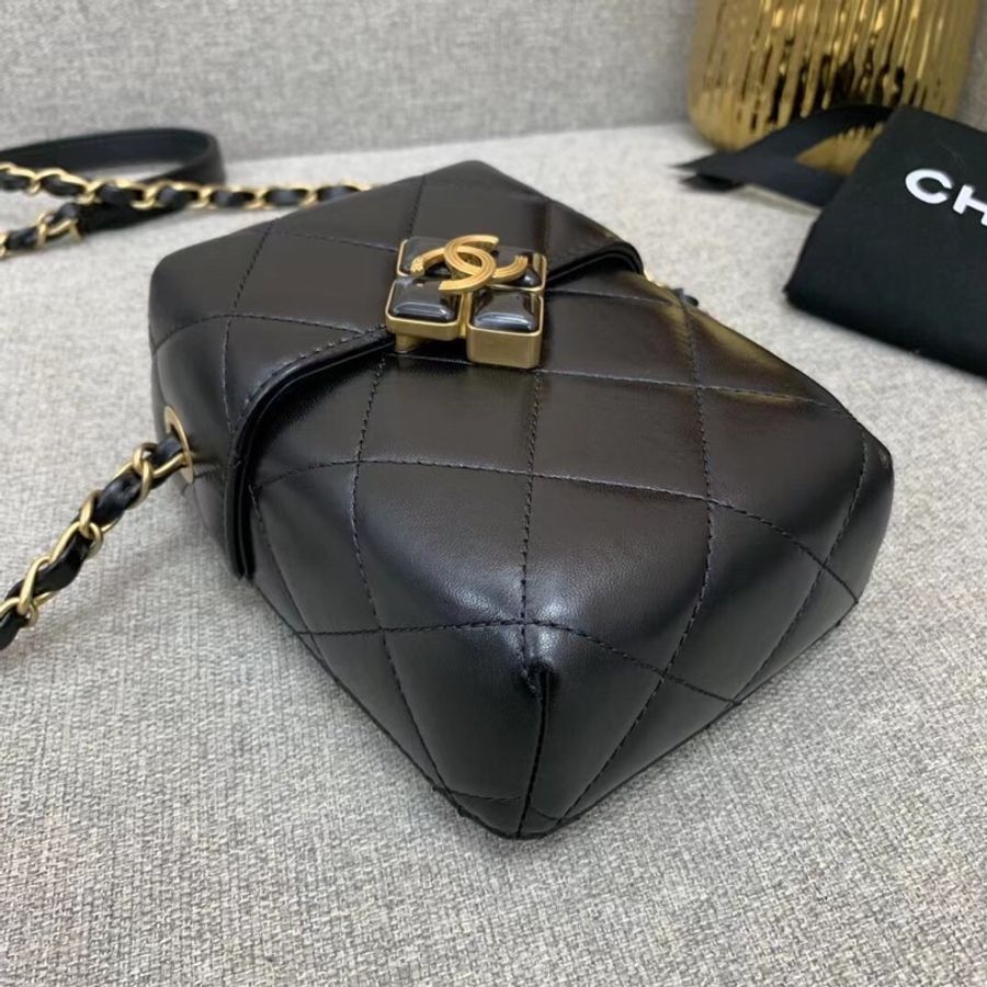 2021早秋新款Chanel 香奈兒黑色菱格寶石扣單肩斜挎鏈條女包-5