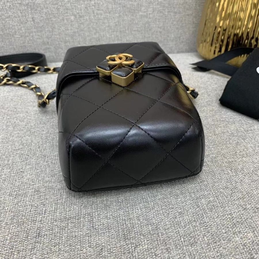 2021早秋新款Chanel 香奈兒黑色菱格寶石扣單肩斜挎鏈條女包-6
