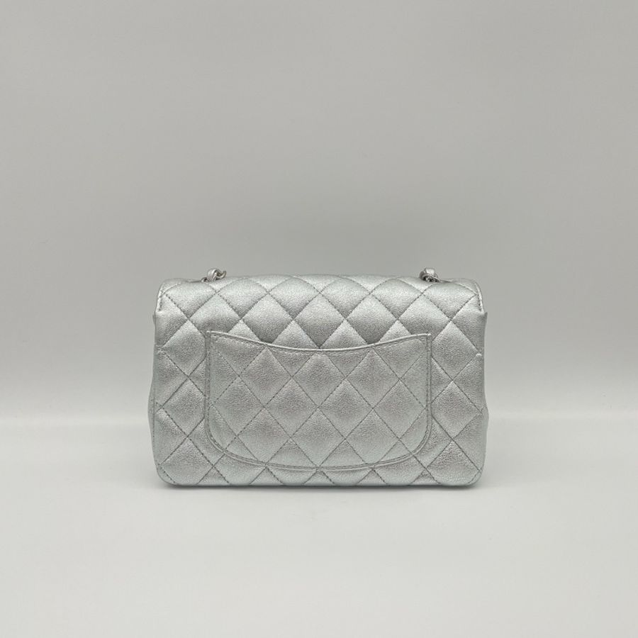 CHANEL牛皮銀色COCO 20-2