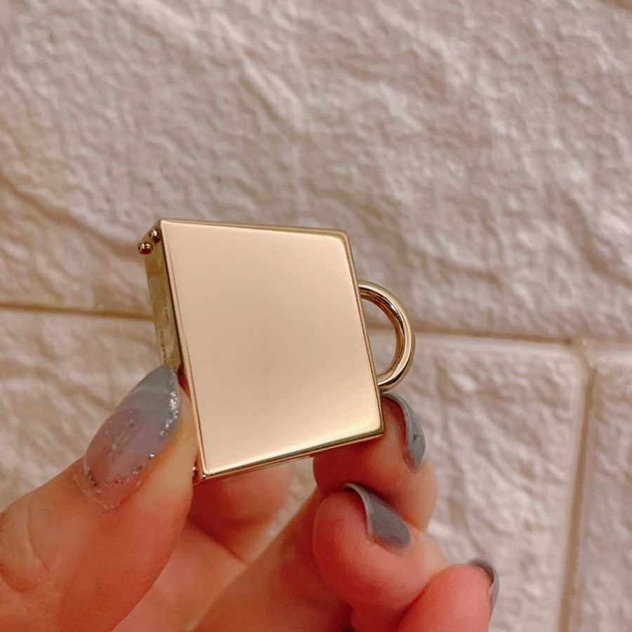 近新特惠商品✨ 缺貨款HERMES Curiosite Kelly Lacu charm 斷貨款粉色凱莉包墜飾-3