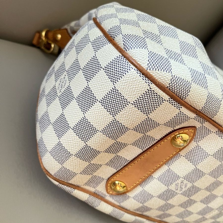 LV 白色棋盤格三用包-8