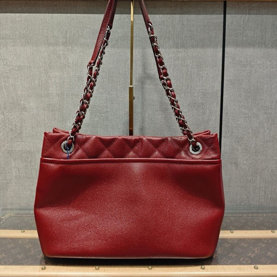 CHANEL 香奈兒紅色浮雕雙C大logo單肩托特包-1