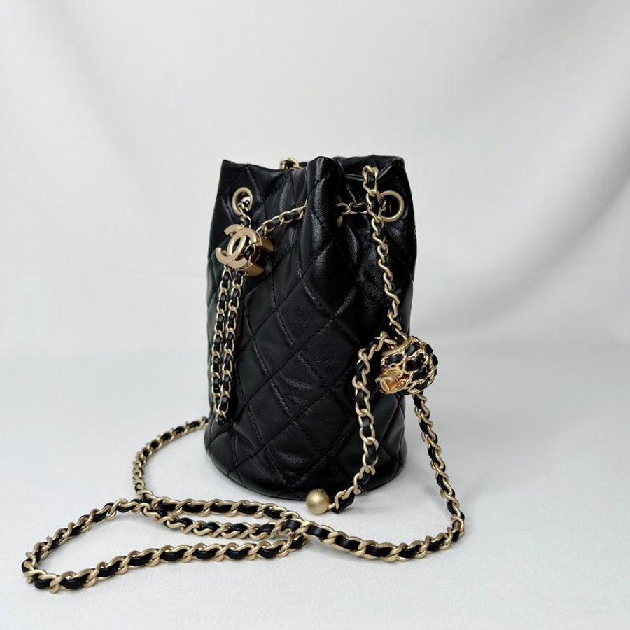 CHANEL 全新核桃金球水桶包-2