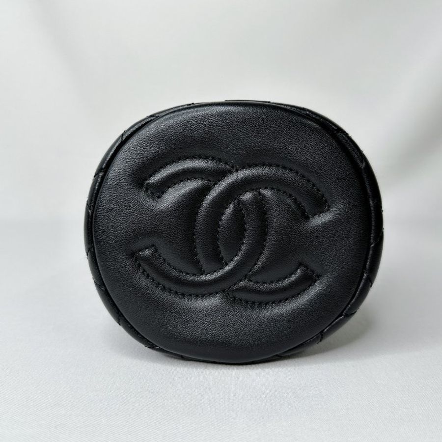 CHANEL 全新核桃金球水桶包-11