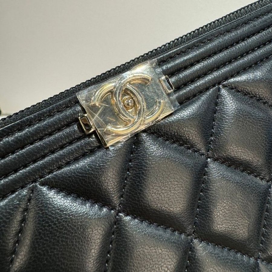 CHANEL BOY 拉鍊長夾/皮夾 小羊皮 9成新-6