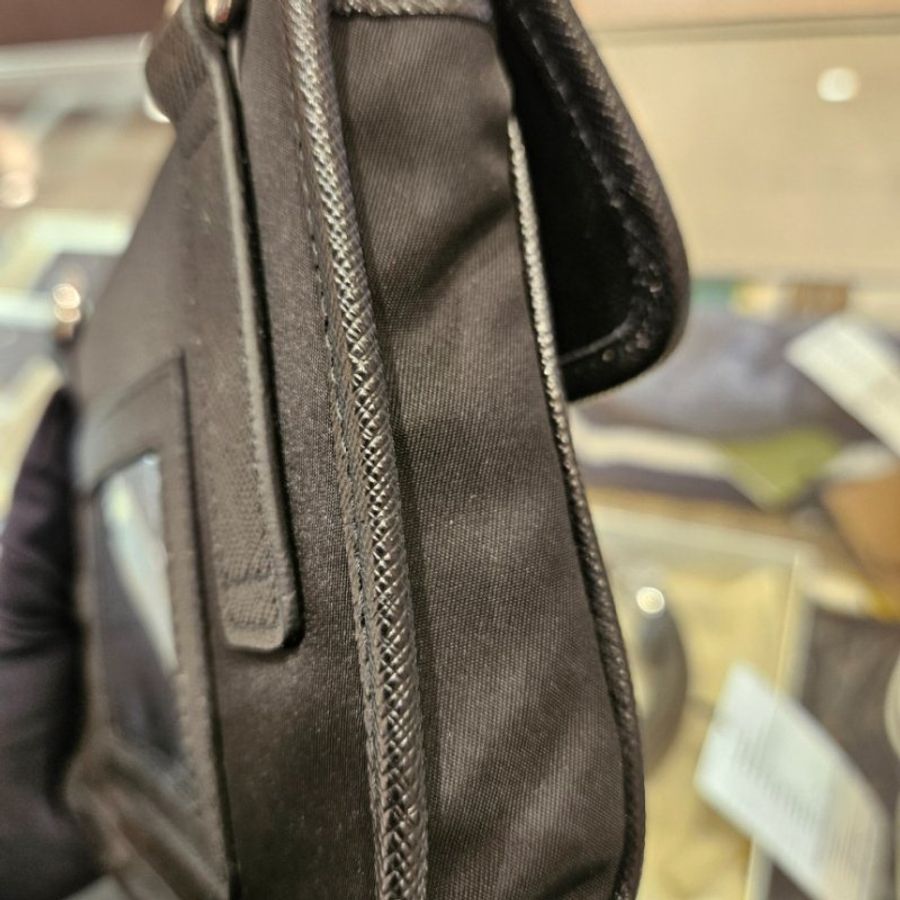 Prada 2ZH108 Re-Nylon和Saffiano皮革智慧手機保護包《當季專櫃正售★全新商品 》-11
