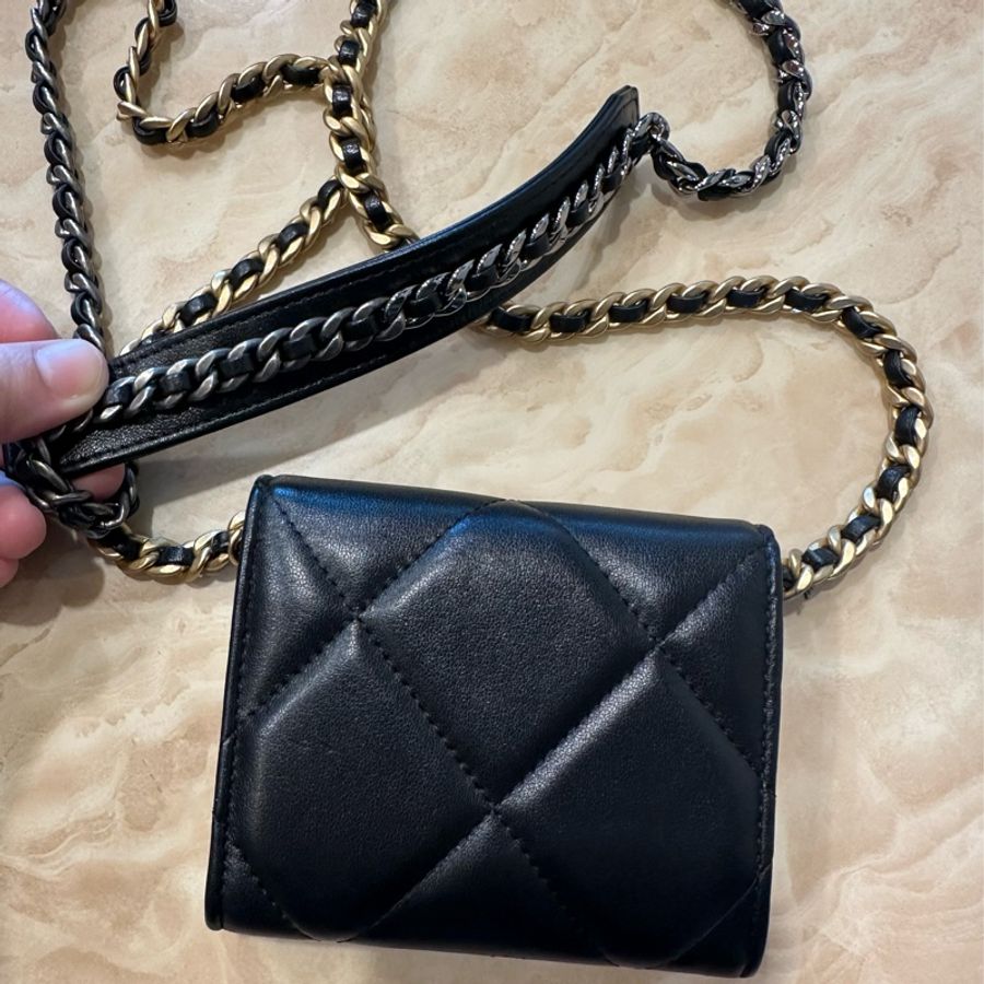 香奈兒 Chanel 19 小廢包 鏈條 斜背 黑色 羊皮 零錢包 鏈帶皮夾 鍊子皮包-2