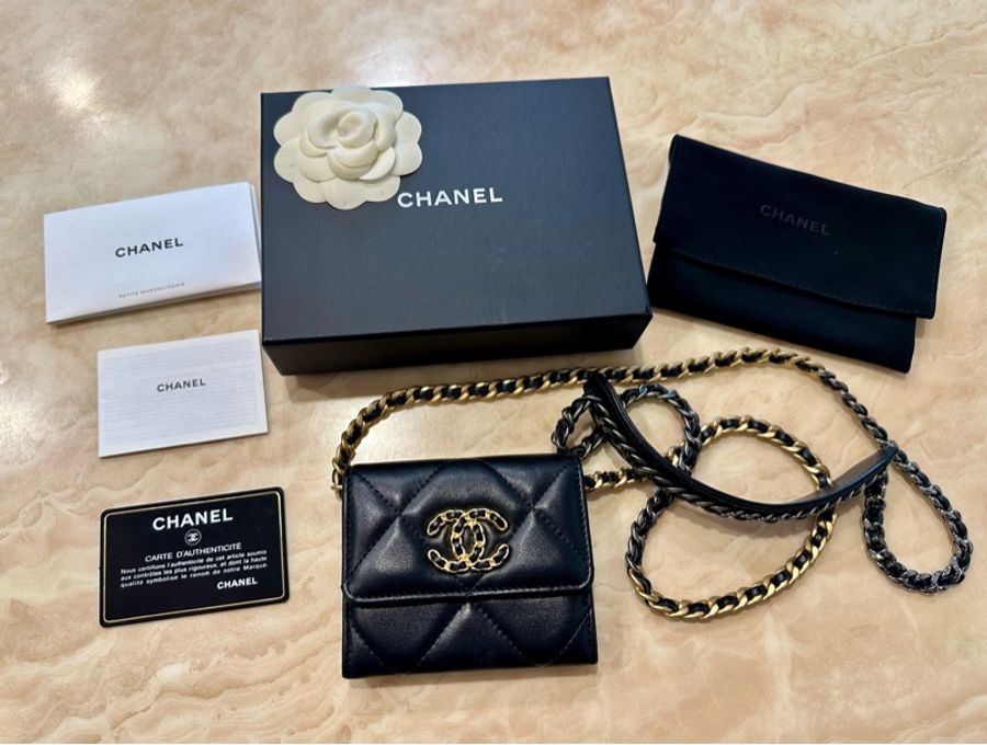 香奈兒 Chanel 19 小廢包 鏈條 斜背 黑色 羊皮 零錢包 鏈帶皮夾 鍊子皮包-3