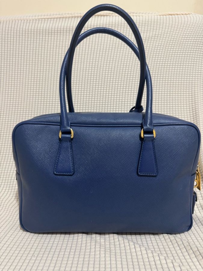 Prada saffiano bag💙-2