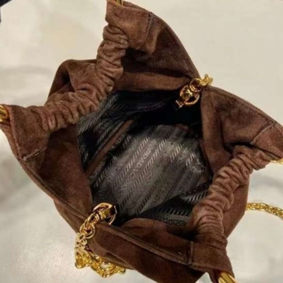 2024秋冬新品 Prada 絨面革迷你 鏈帶包-5