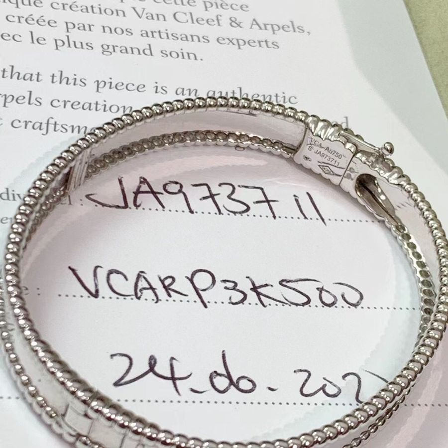 Van Cleef & Arpels梵克雅寶萬花筒簽名版白金手鐲s碼 2020年購入-7