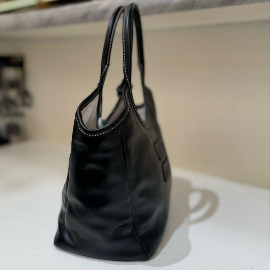 Miumiu IVY Hobo 菜藍子小號23*17*12cm 只有塵袋,有使用感,包包底部有輕微劃痕。-3