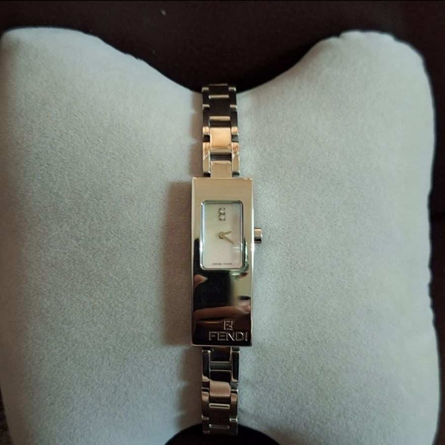 Fendi 3300L 美鑽長方鏈錶-0