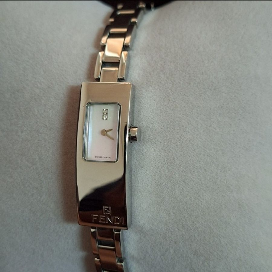 Fendi 3300L 美鑽長方鏈錶-2