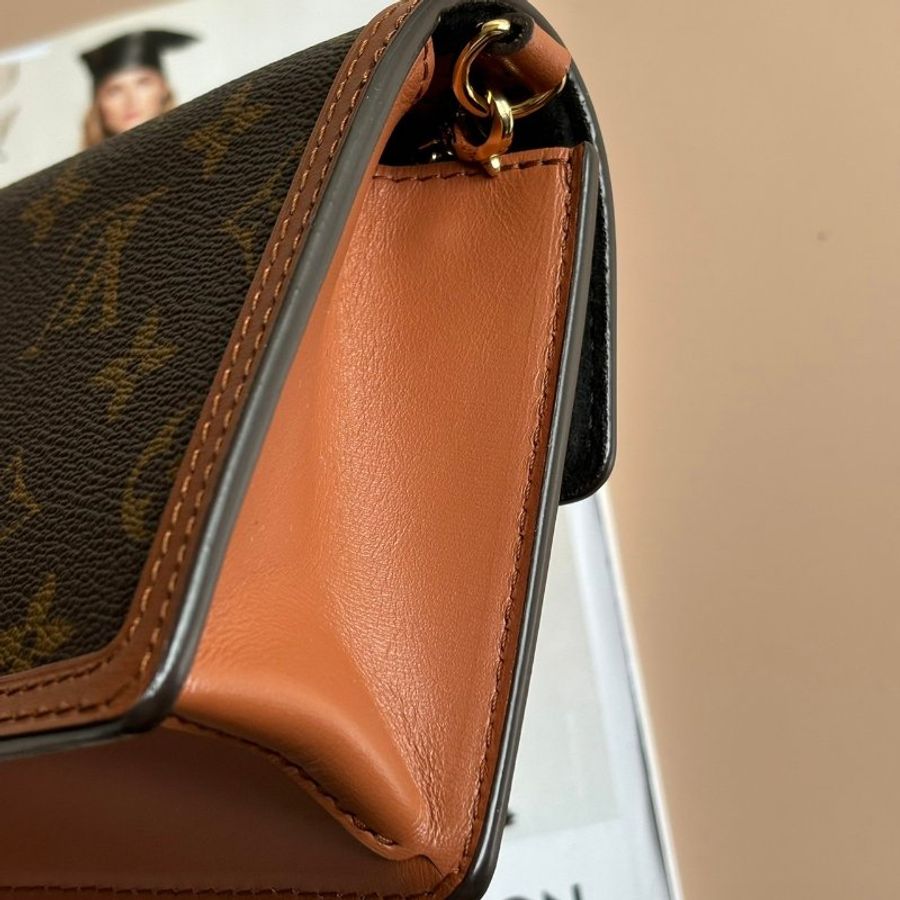 ::LOUIS VUITTON:: LV M68746花紋MINI達芙妮 WOC鏈包-6