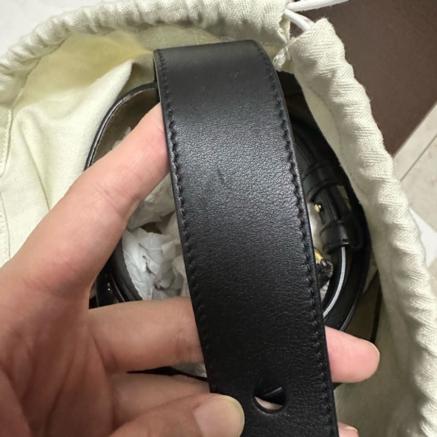 Loewe 迷你 Pebble Bucket 水桶包 黑色-37